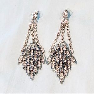 💎 Fashion drop earrings!